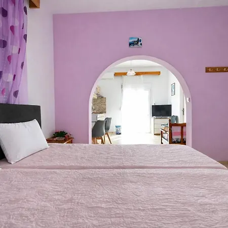 Dina's Flowers Alonissos - Ariadni Summer Getaway Διαμέρισμα