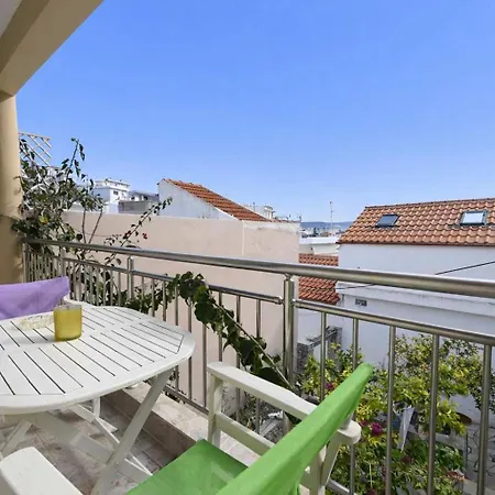 Dina's Flowers Alonissos - Ariadni Summer Getaway * Πατητήρι